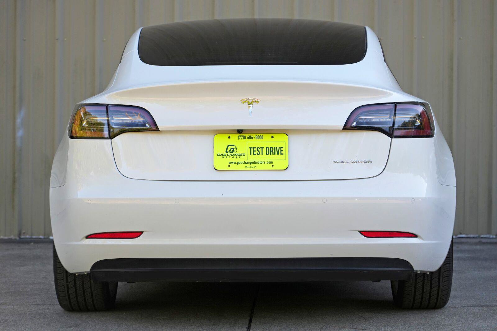 Used 2022 Tesla Model 3 Long Range AWD/4WD image 11
