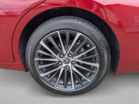 Used 2025 Lexus ES 300h w/ Premium Package FWD image 21