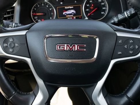 Used 2020 GMC Acadia SLT image 16