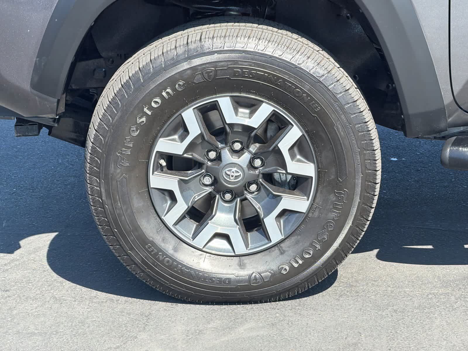 Used 2019 Toyota Tacoma TRD Off-Road AWD/4WD image 30