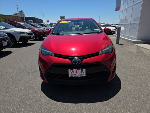 Used 2018 Toyota Corolla LE FWD image 5