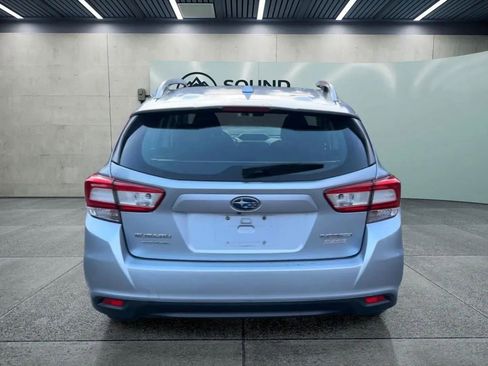 Used 2017 Subaru Impreza 2.0i Premium image 4