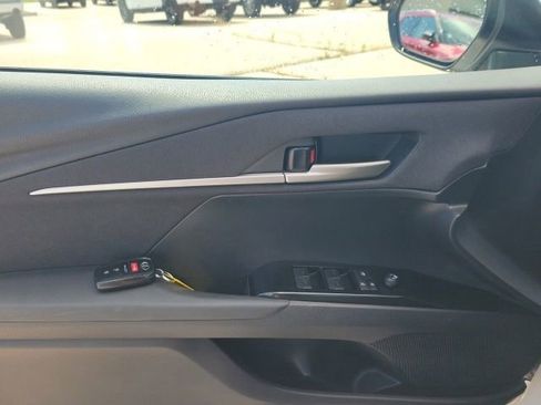 Used 2025 Toyota Camry LE FWD image 14