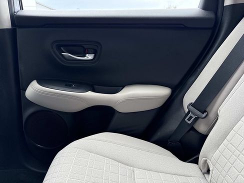 Used 2024 Honda HR-V LX image 18