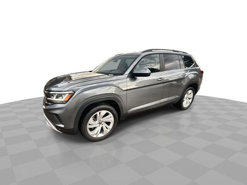 Used 2021 Volkswagen Atlas SE image 4