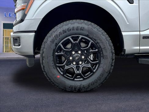 New 2026 Ford F150 XLT w/ FX4 Off-Road Package AWD/4WD image 12