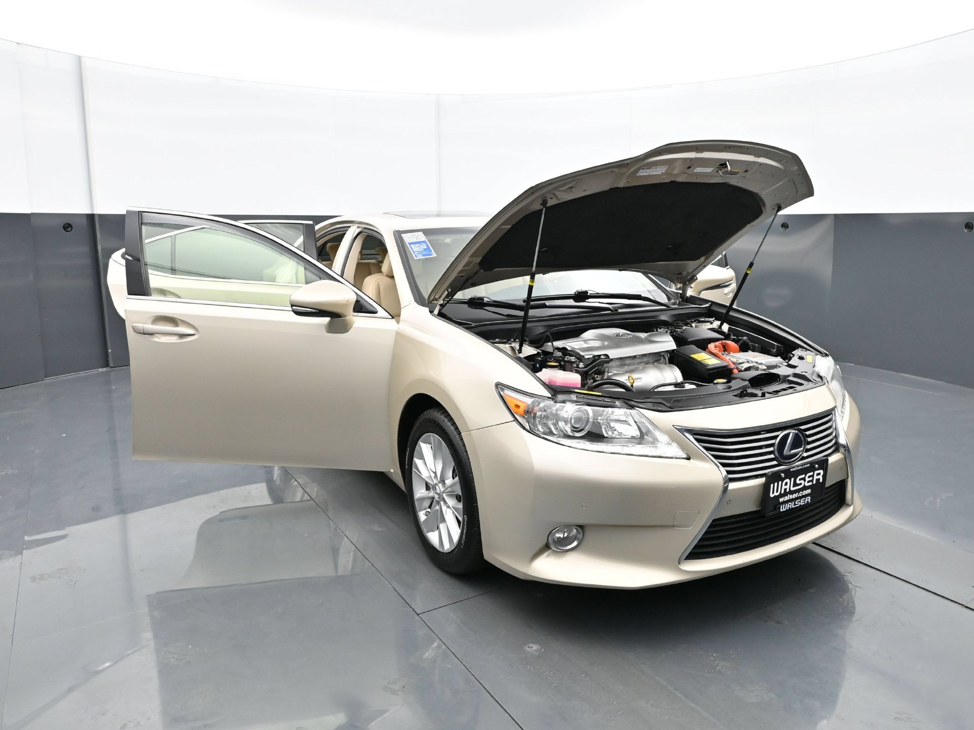 Used 2013 Lexus ES 300h w/ Luxury Pkg FWD image 42