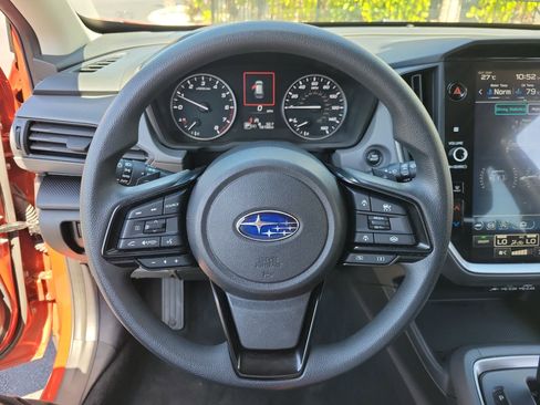 Used 2025 Subaru Crosstrek 2.5i Premium AWD/4WD image 29