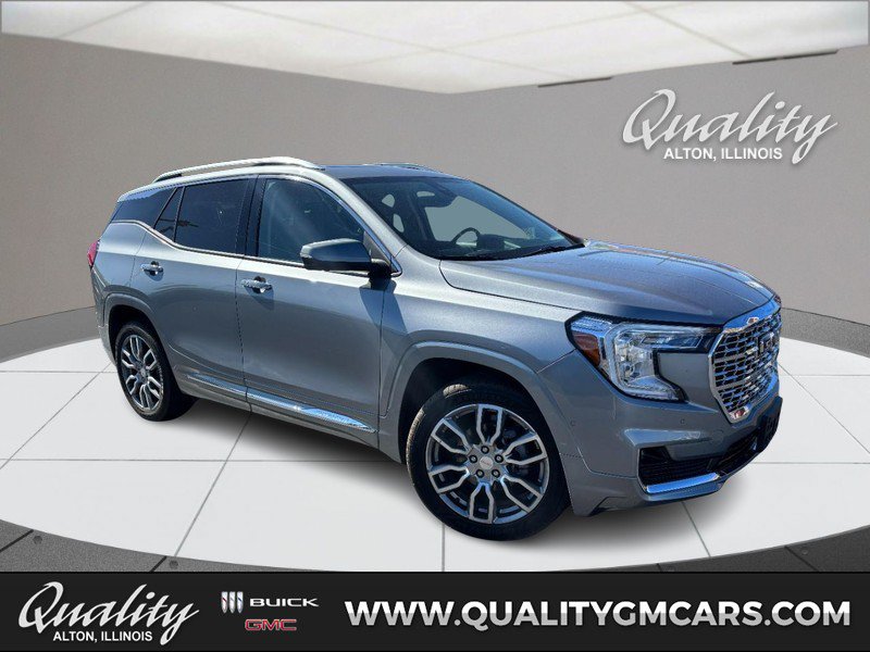 Used 2023 GMC Terrain Denali w/ Denali Premium Package AWD/4WD image 1