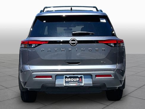 New 2026 Nissan Pathfinder SL FWD image 4