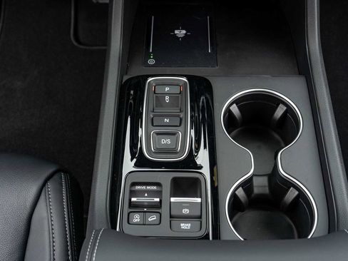 New 2025 Honda Pilot Touring image 25