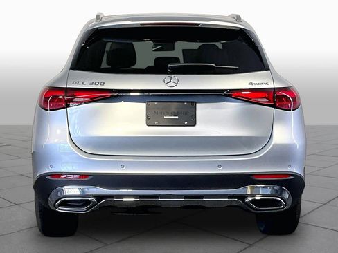 New 2026 Mercedes-Benz GLC 300 4MATIC image 4