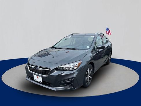 Used 2019 Subaru Impreza 2.0i Premium image 3