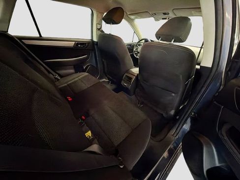 Used 2018 Subaru Outback 2.5i Premium image 24