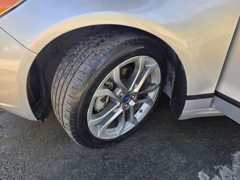 Used 2019 Ford Fusion SEL image 13