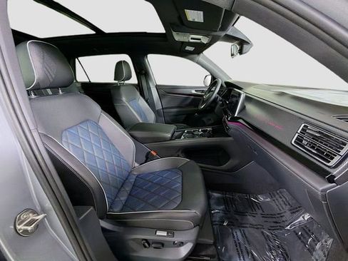 New 2026 Volkswagen Atlas Cross Sport SEL Premium R-Line image 30