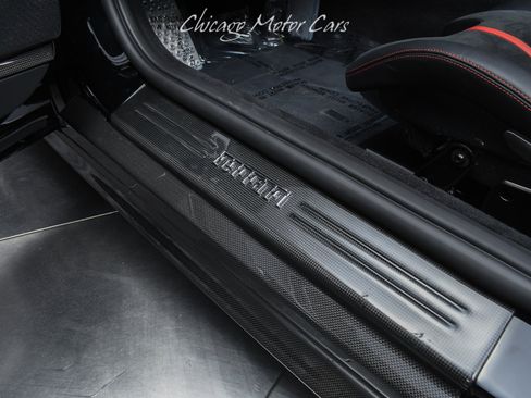 Used 2023 Ferrari 812 GTS RWD image 15