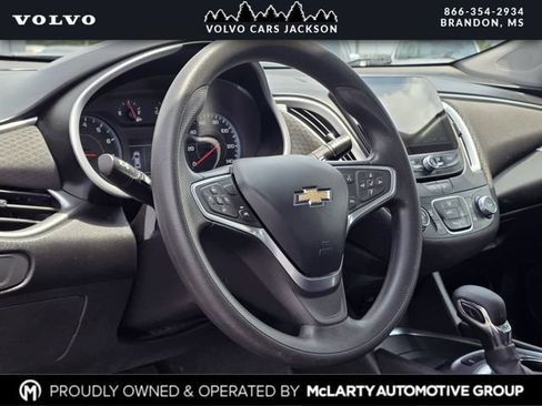 Used 2022 Chevrolet Malibu LS w/ Driver Confidence Package II FWD image 23