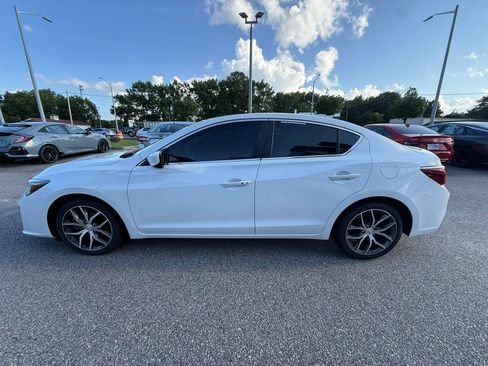 Used 2021 Acura ILX w/ Technology Package FWD image 4