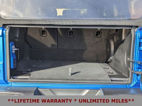 Used 2022 Jeep Wrangler Unlimited Rubicon 4xe image 14