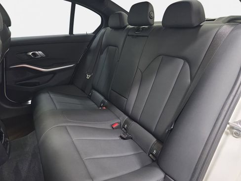 Used 2020 BMW 330i xDrive Sedan w/ Convenience Package AWD/4WD image 13