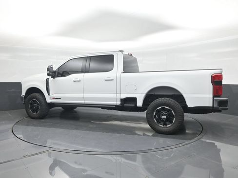 Used 2025 Ford F250 Lariat w/ Tremor Off-Road Package AWD/4WD image 27
