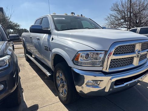 Used 2017 RAM 3500 Laramie image 5