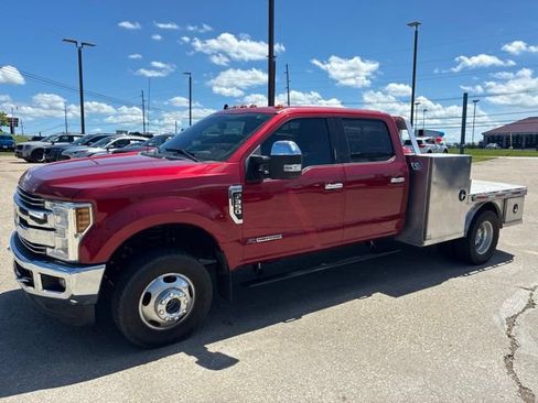 Used 2019 Ford F350 Lariat w/ Chrome Package AWD/4WD image 3