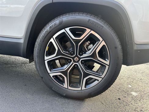 Used 2026 Rivian R1S Adventure AWD/4WD image 11