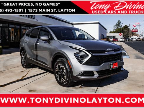Used 2025 Kia Sportage LX image 1