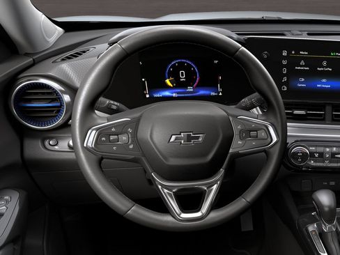 New 2026 Chevrolet Trax LT w/ Driver Confidence Package FWD image 5