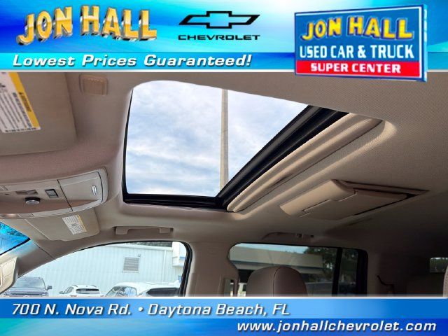 Used 2016 GMC Yukon XL SLT w/ Open Road Package RWD image 18