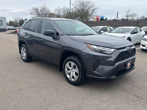 Used 2023 Toyota RAV4 LE image 10