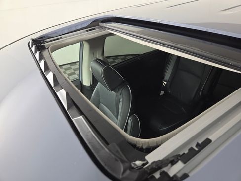 New 2026 Honda Odyssey Elite image 3