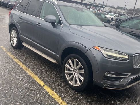 Used 2016 Volvo XC90 T6 Inscription w/ Vision Package image 2