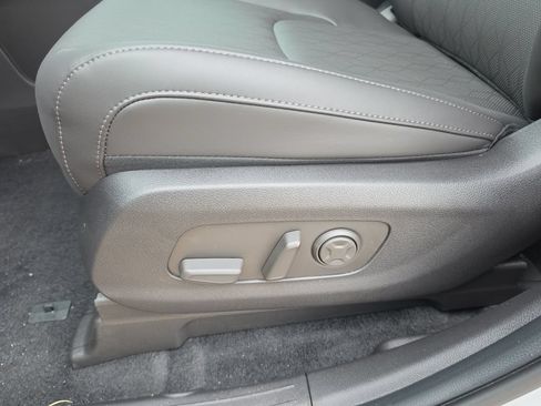New 2026 Kia Carnival SX FWD image 21