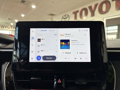 Certified 2025 Toyota Corolla SE w/ Convenience Package image 17