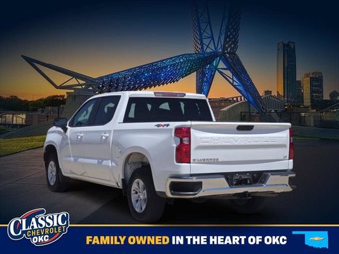Used 2025 Chevrolet Silverado 1500 LT AWD/4WD image 5