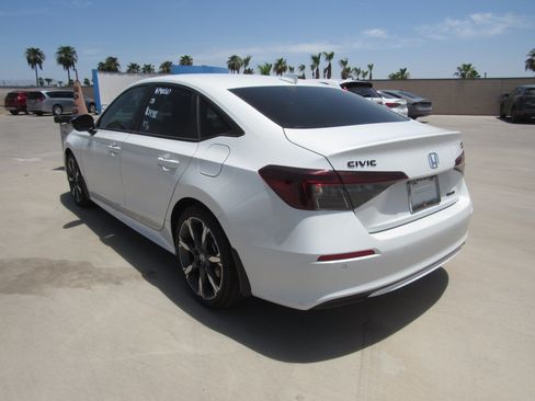 Used 2026 Honda Civic Sport Touring image 4
