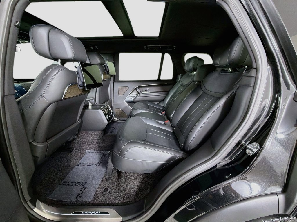 Certified 2025 Land Rover Range Rover Long Wheelbase Autobiography AWD/4WD image 26