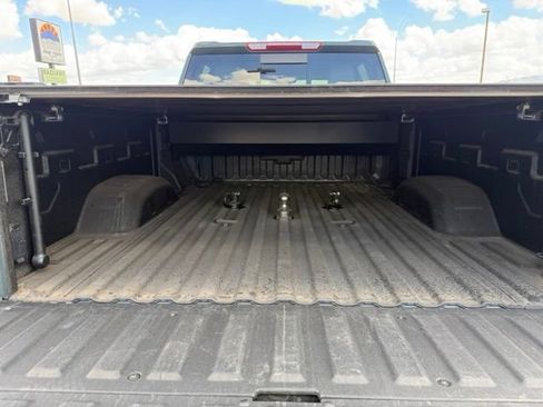 Used 2025 Chevrolet Silverado 2500 LT AWD/4WD image 7
