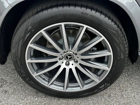 Certified 2025 Mercedes-Benz GLS 580 4MATIC image 20