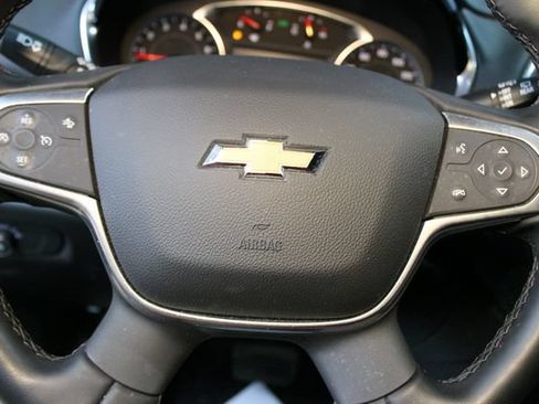 Used 2023 Chevrolet Traverse LT FWD image 21