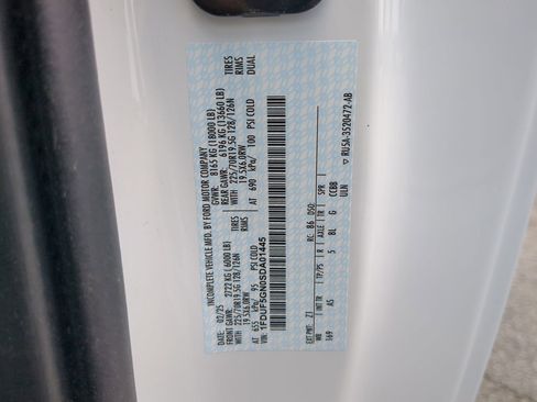 New 2025 Ford F550 2WD Regular Cab Super Duty w/ XL Chrome Package image 24