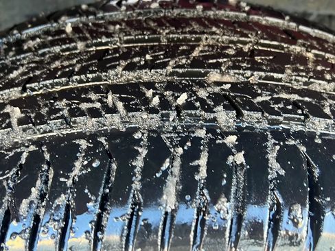 Used 2012 Ford F150 Lariat w/ Lariat Chrome Pkg image 31