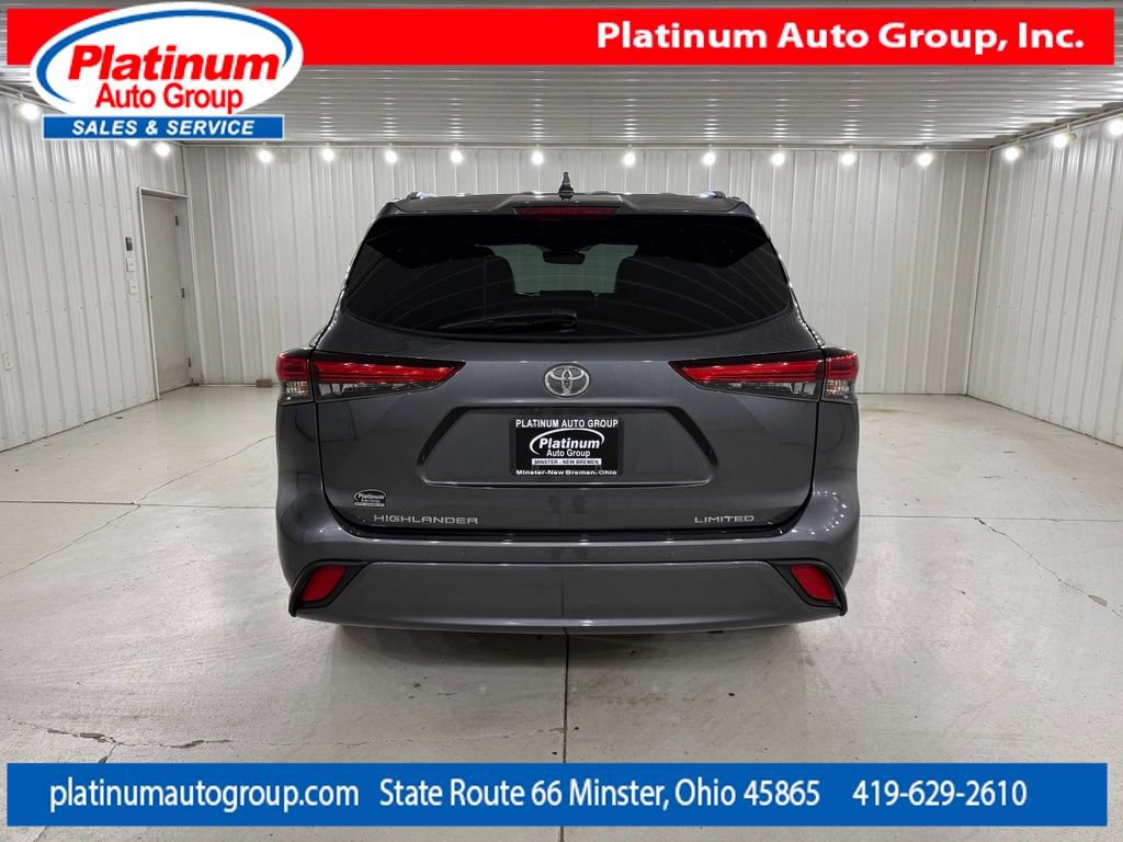 Used 2020 Toyota Highlander Limited FWD image 4