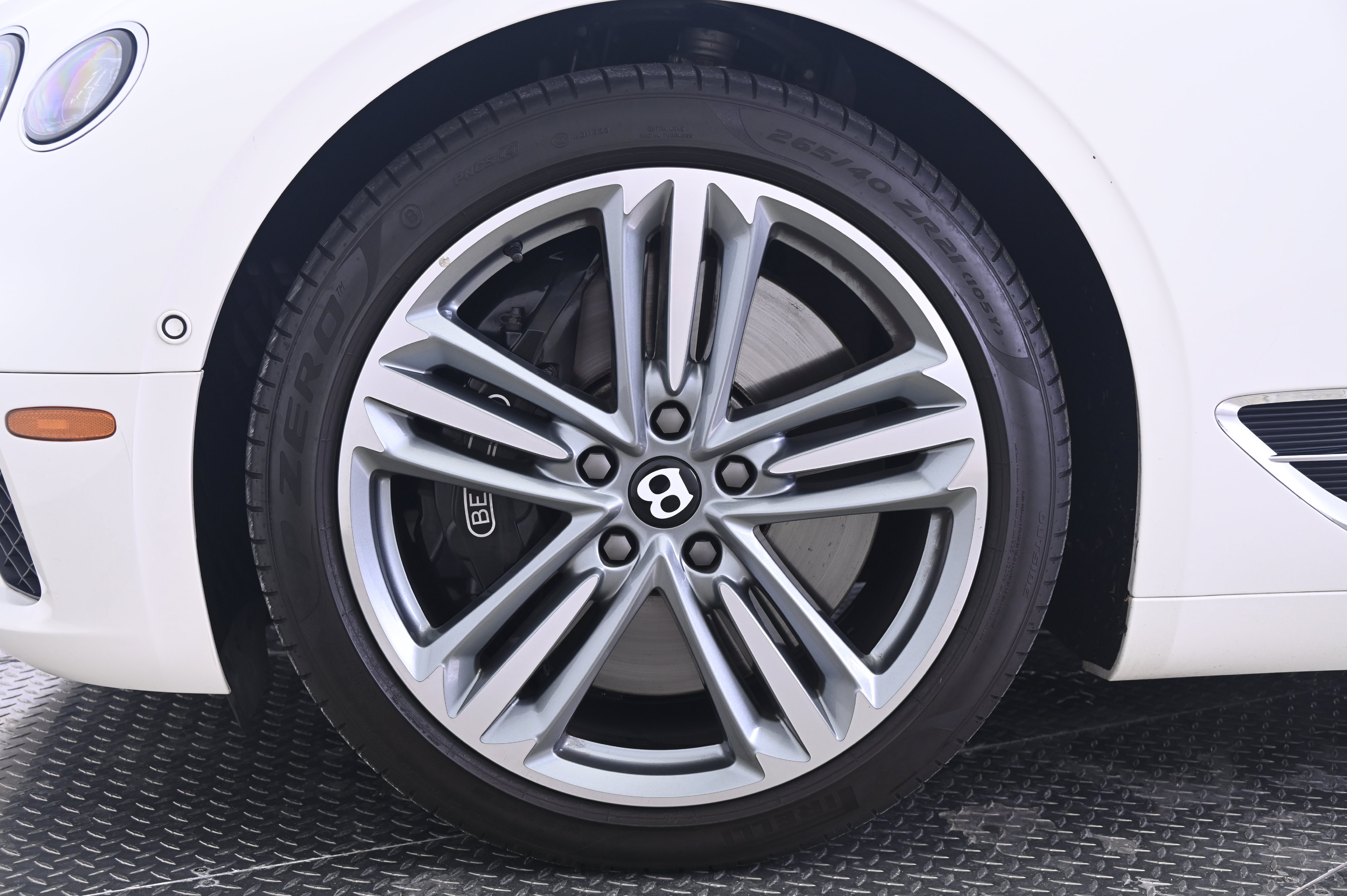 Used 2021 Bentley Continental GT AWD/4WD image 11