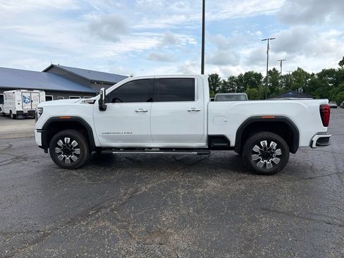 Used 2025 GMC Sierra 2500 Denali w/ Denali Reserve Package AWD/4WD image 3