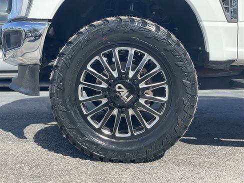 Used 2024 Ford F350 XL w/ FX4 Off-Road Package AWD/4WD image 37