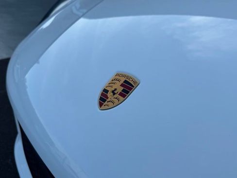 Used 2026 Porsche Macan AWD/4WD image 30